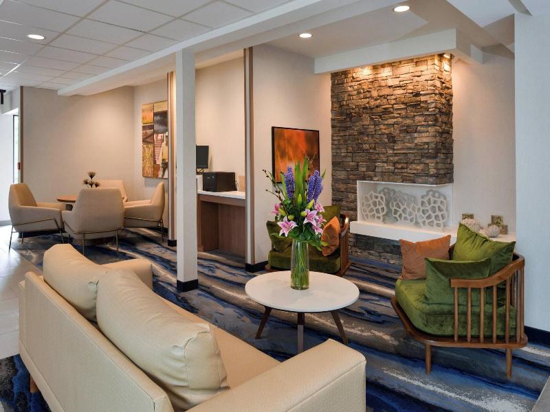 Fairfield Inn & Suites Arlington Near Six Flags image