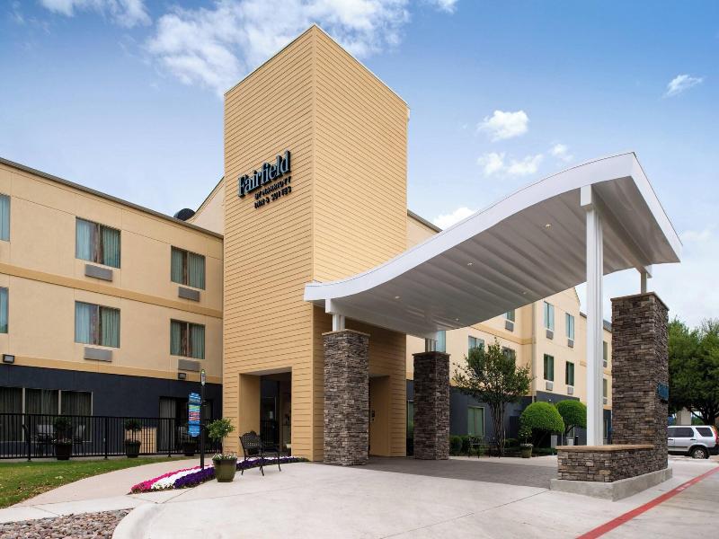 Fairfield Inn & Suites Arlington Near Six Flags image