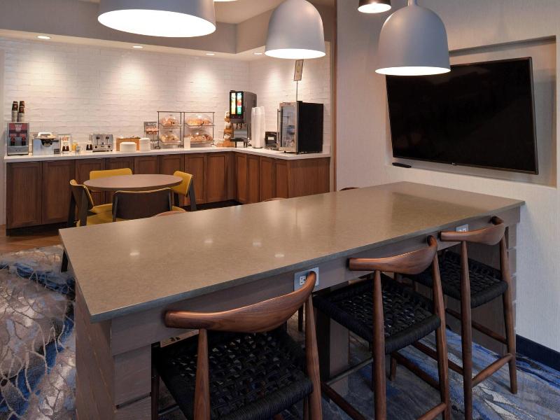 Fairfield Inn & Suites Arlington Near Six Flags image