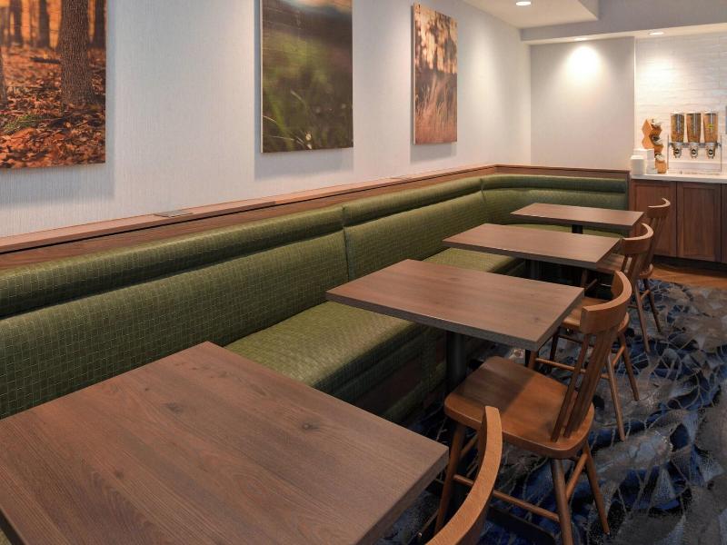 Fairfield Inn & Suites Arlington Near Six Flags image