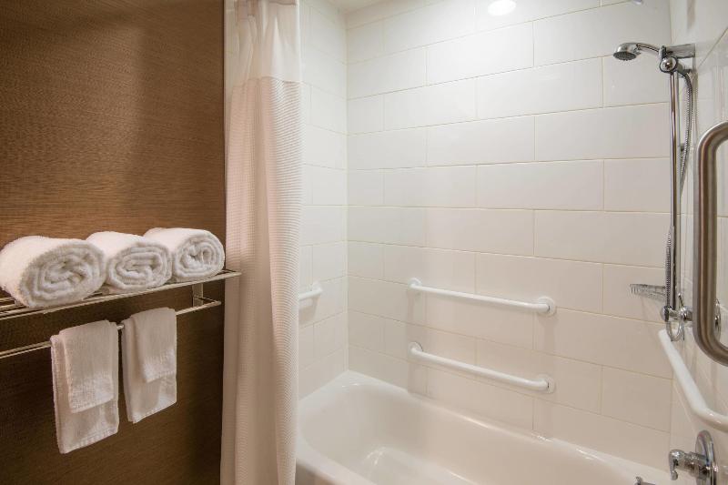 Fairfield Inn & Suites Fort Wayne Southwest image