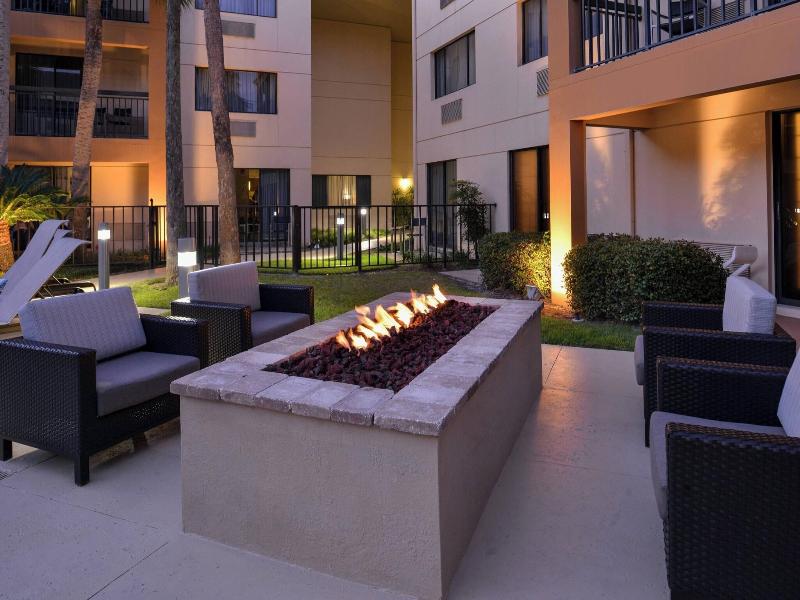Courtyard Ocala image
