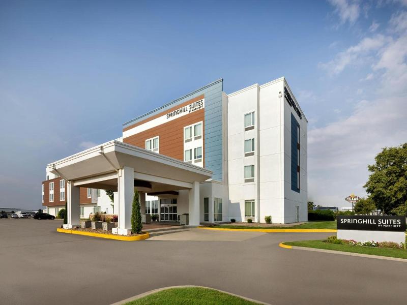 SpringHill Suites Wichita Airport image