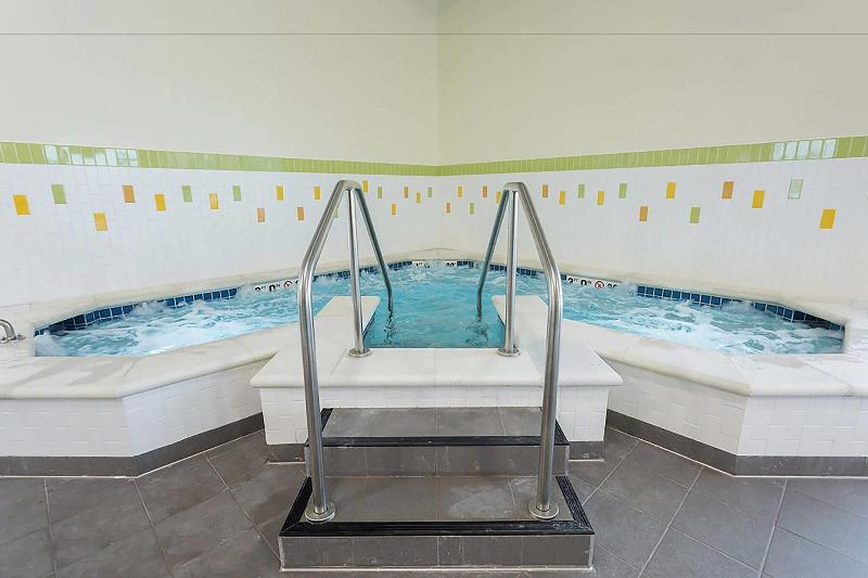 Fairfield Inn & Suites Jamestown image