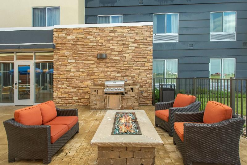 Fairfield Inn & Suites Jamestown image