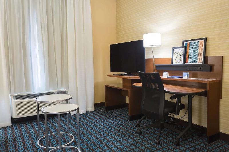 Fairfield Inn & Suites Jamestown image