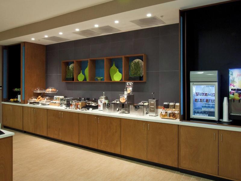 SpringHill Suites Mobile image