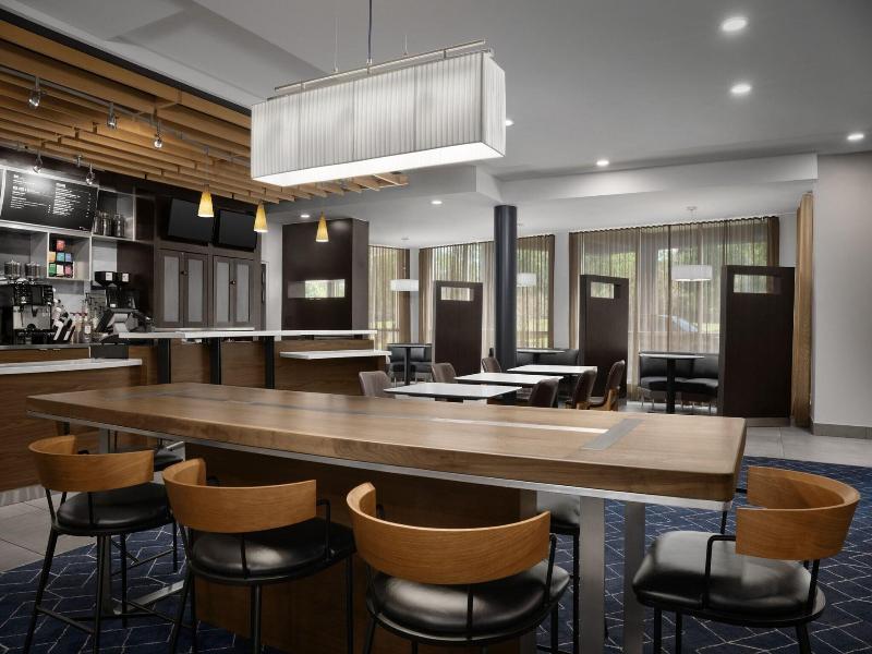 Courtyard Philadelphia Bensalem image