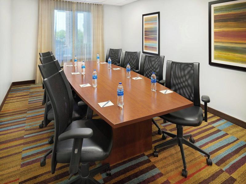 Fairfield Inn & Suites Reading Wyomissing image
