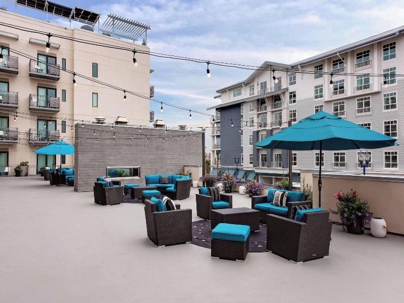 SpringHill Suites by Marriott Oceanside Beach image