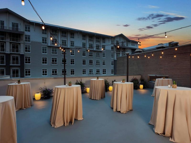SpringHill Suites by Marriott Oceanside Beach image