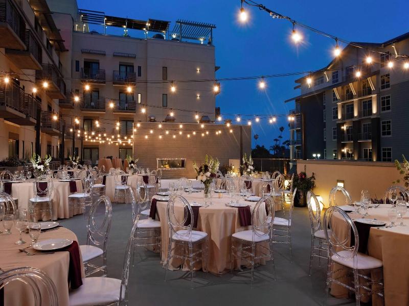SpringHill Suites by Marriott Oceanside Beach image