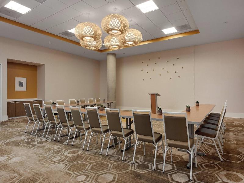 SpringHill Suites by Marriott Oceanside Beach image