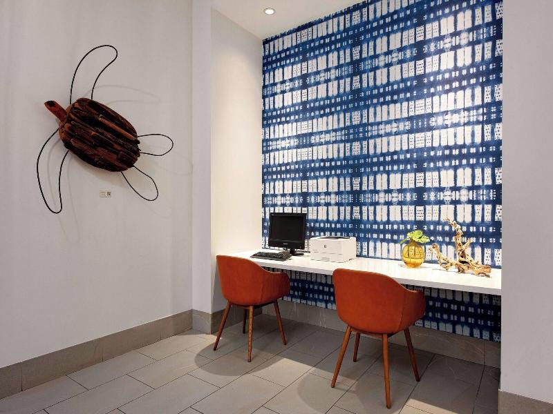 SpringHill Suites by Marriott Oceanside Beach image
