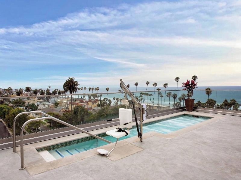 SpringHill Suites by Marriott Oceanside Beach image