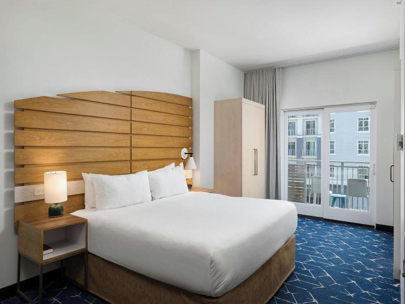 SpringHill Suites by Marriott Oceanside Beach image