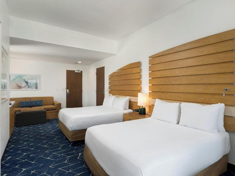 SpringHill Suites by Marriott Oceanside Beach image