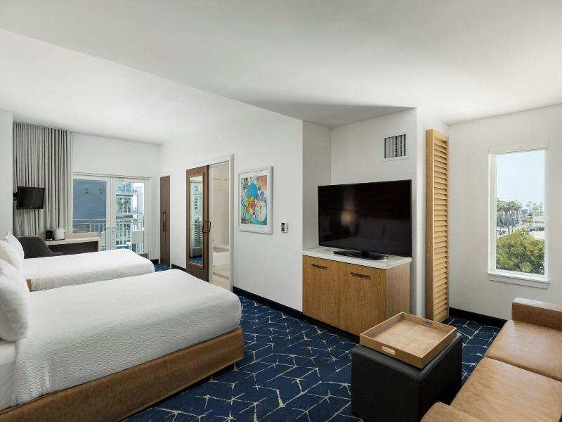 SpringHill Suites by Marriott Oceanside Beach image