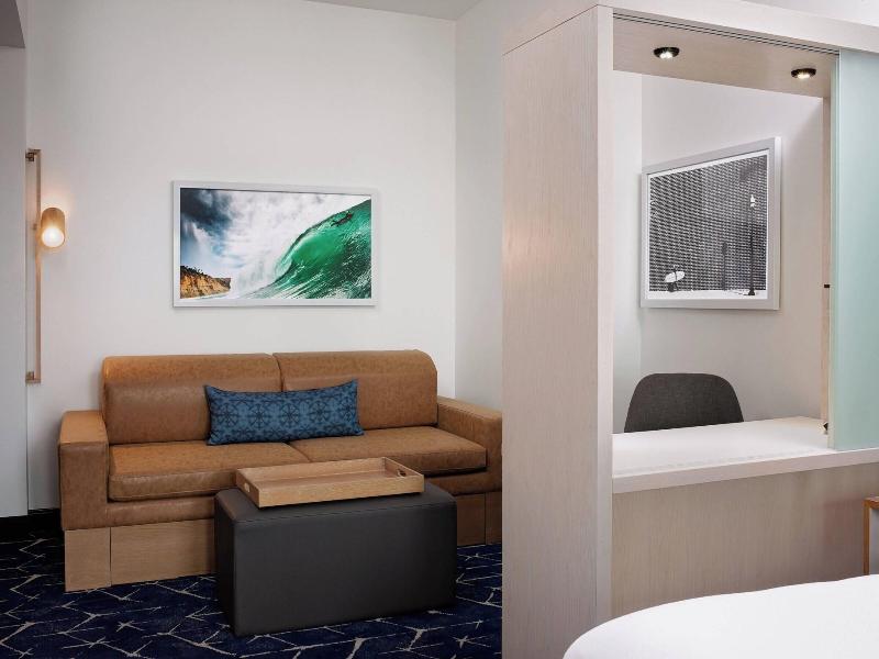 SpringHill Suites by Marriott Oceanside Beach image