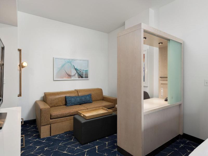 SpringHill Suites by Marriott Oceanside Beach image
