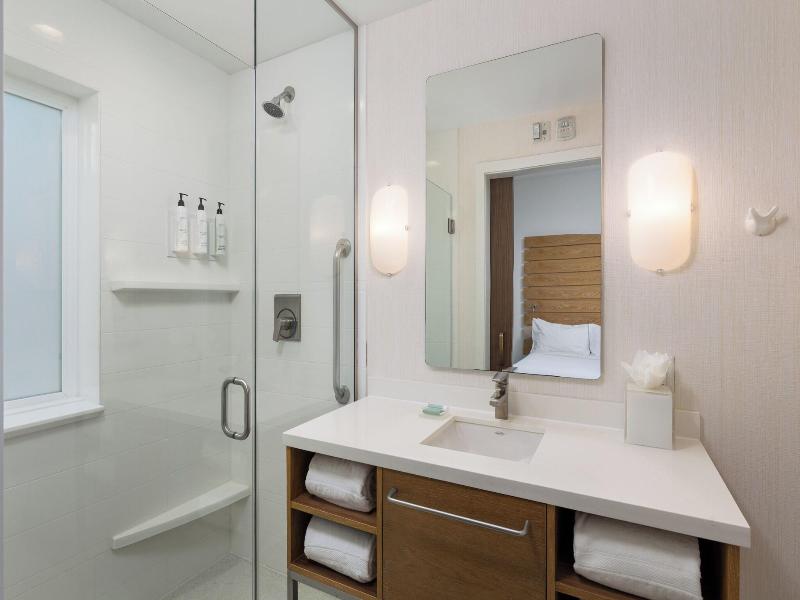 SpringHill Suites by Marriott Oceanside Beach image