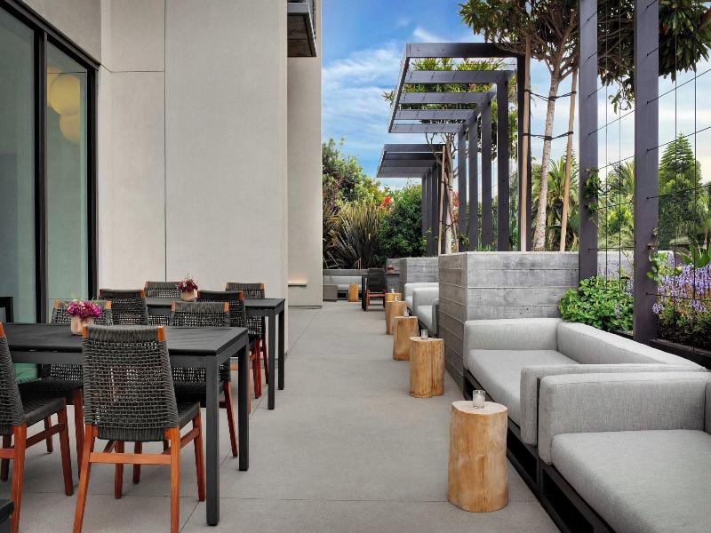 SpringHill Suites by Marriott Oceanside Beach image