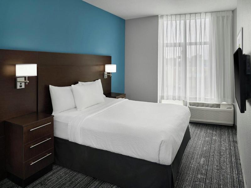 TownePlace Suites Springfield image
