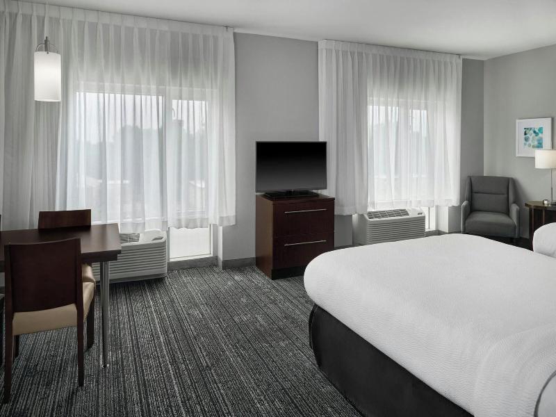 TownePlace Suites Springfield image