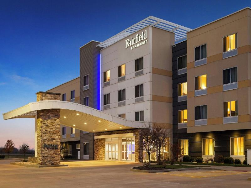 Fairfield Inn & Suites St. Louis Pontoon Beach image