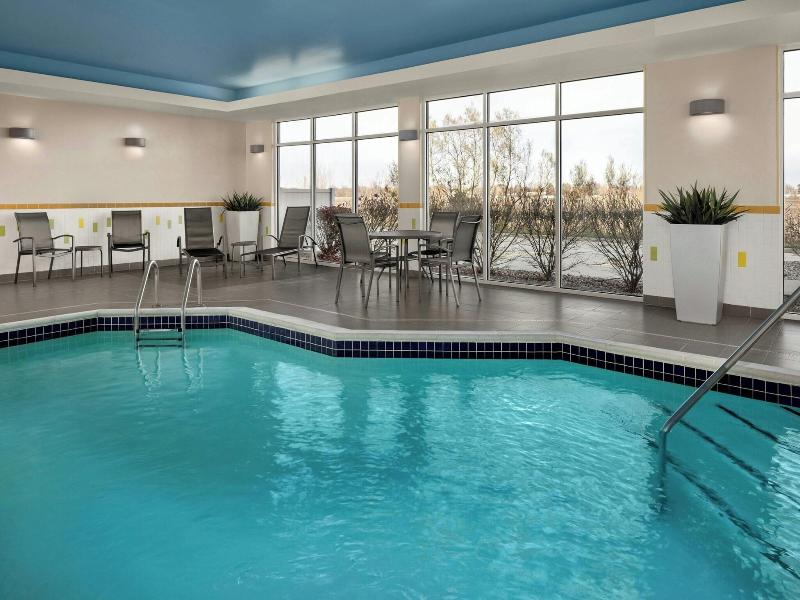 Fairfield Inn & Suites St. Louis Pontoon Beach image