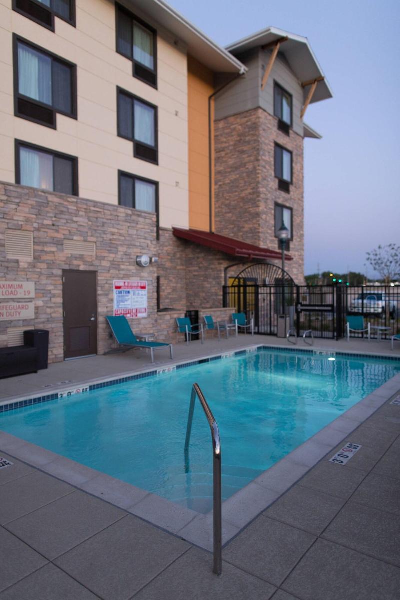 TownePlace Suites Lancaster image