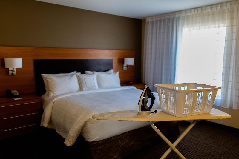 TownePlace Suites Lancaster image