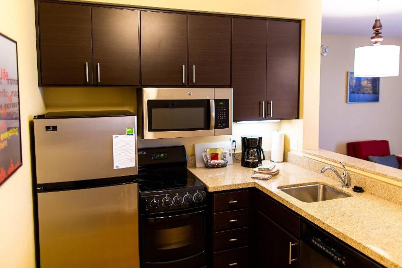 TownePlace Suites Lancaster image