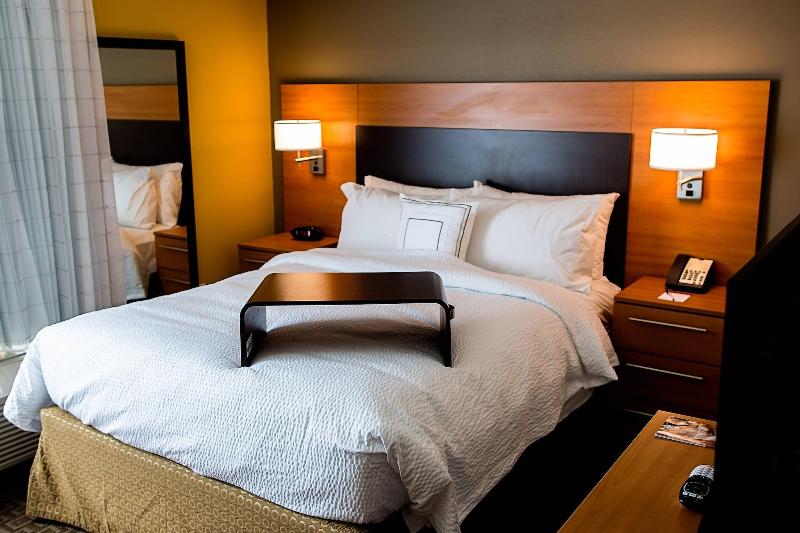 TownePlace Suites Lancaster image