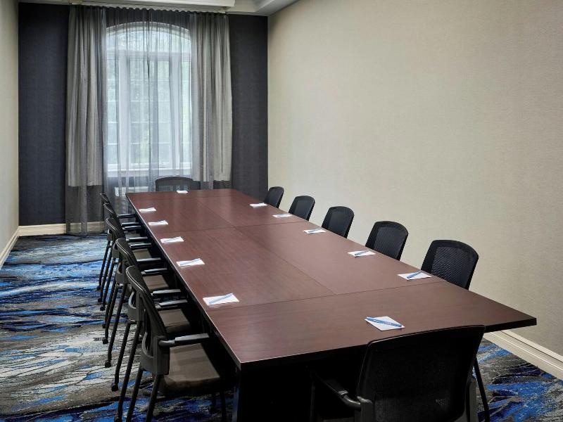 Fairfield Inn & Suites Ottawa Kanata