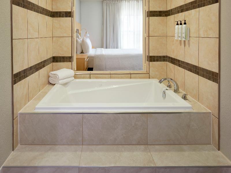 TownePlace Suites by Marriott Thunder Bay image