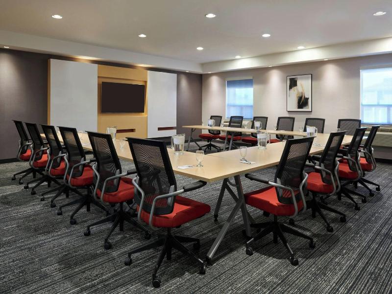 TownePlace Suites London image