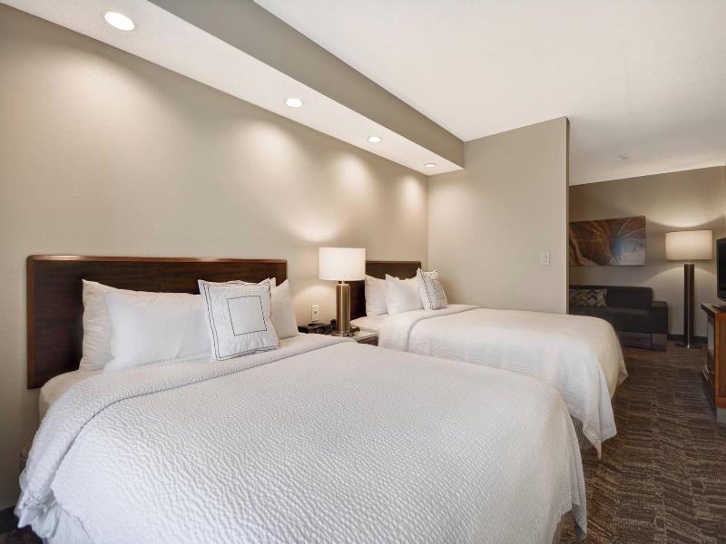 Suite, 2 Queen Beds (Hearing Accessible) (2 Queen Beds)