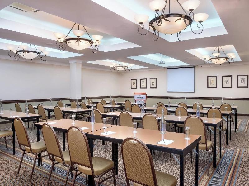 Protea Hotel by Marriott Blantyre Ryalls image