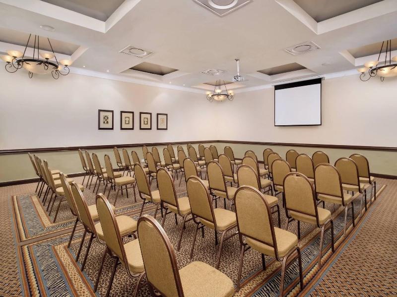 Protea Hotel by Marriott Blantyre Ryalls image