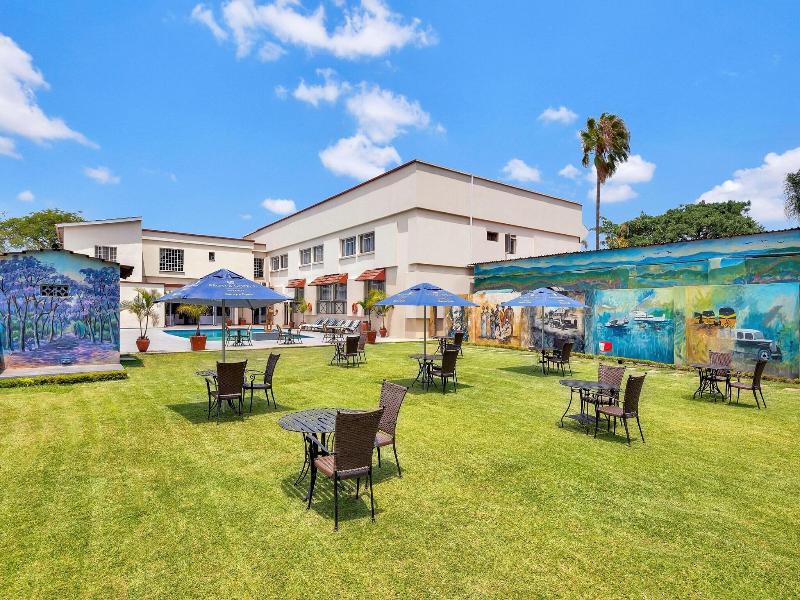 Protea Hotel by Marriott Blantyre Ryalls image