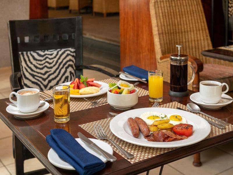 Protea Hotel by Marriott Blantyre Ryalls image