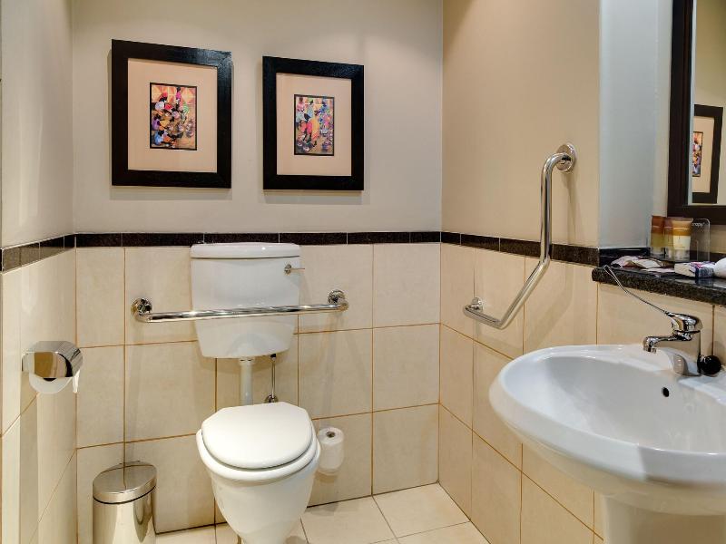 Protea Hotel by Marriott Blantyre Ryalls image