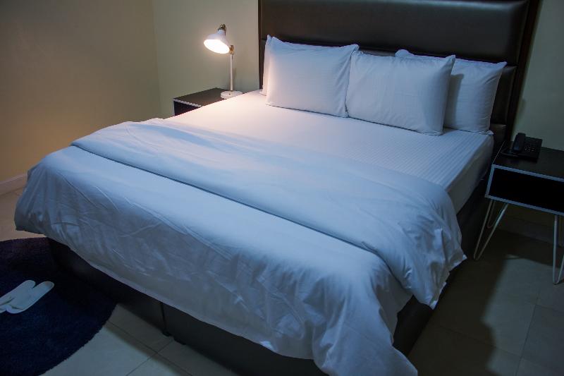 Bed room