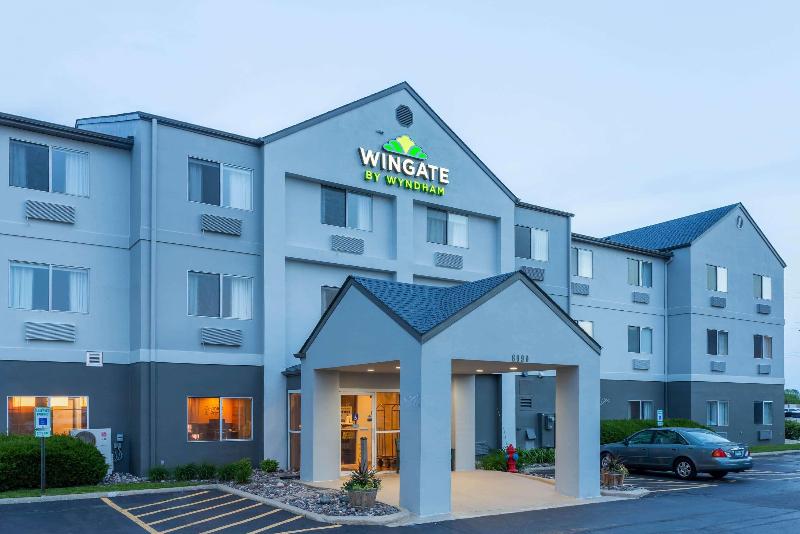 Wingate by Wyndham Gurnee image