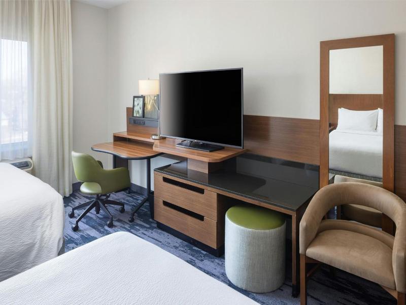 Fairfield Inn & Suites Springfield Northampton/Amh image