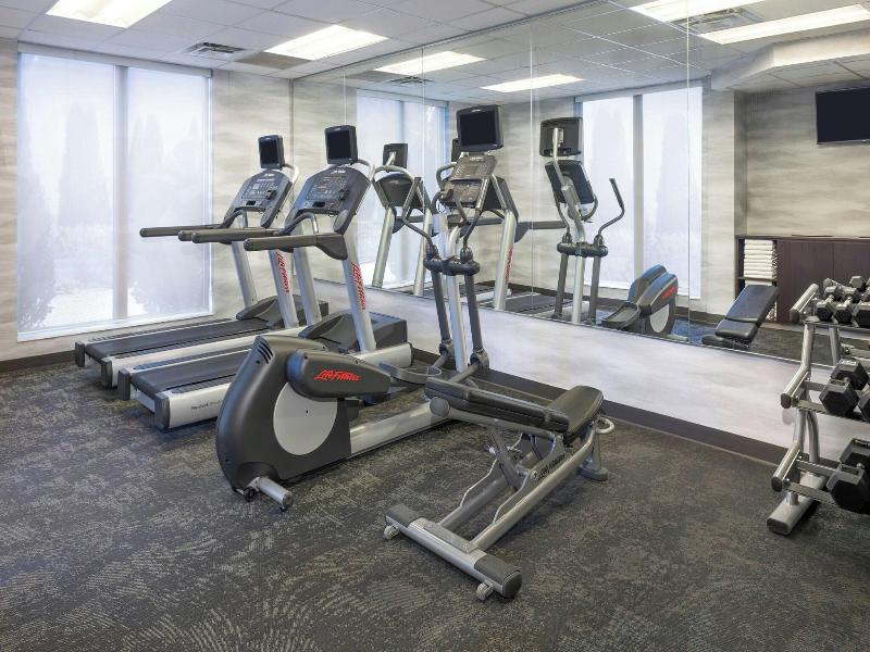 Fairfield Inn & Suites Springfield Northampton/Amh image