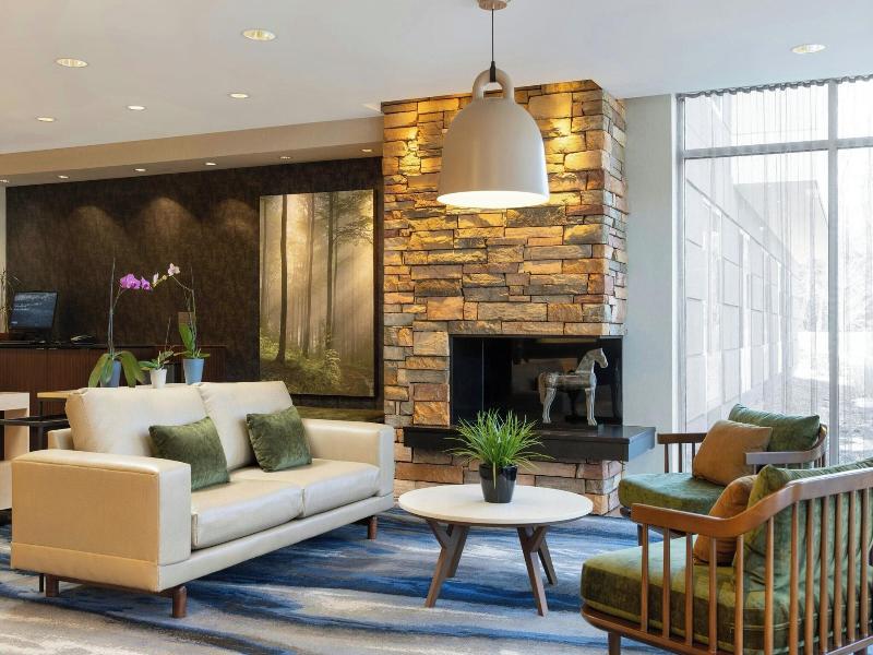 Fairfield Inn & Suites Springfield Northampton/Amh image