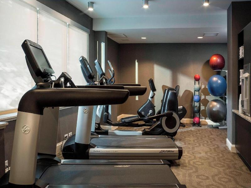 Fairfield Inn & Suites Waterbury Stowe image