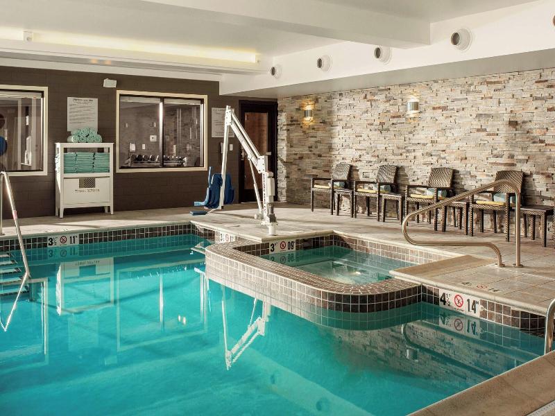 Fairfield Inn & Suites Waterbury Stowe image